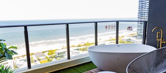 Yi Shu Jing Pin Holiday Hotel