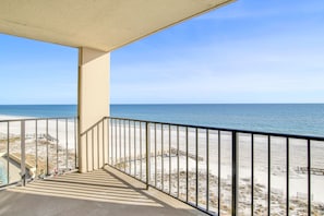 Property grounds - Beachfront 1BR @ Phoenix I • Sleeps 6 • Stunning Views, Pool, Splash Pad & Beach Access (Orange Beach)