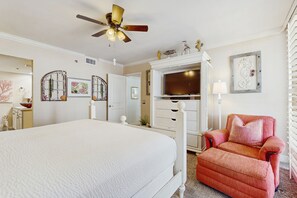 3 bedrooms, iron/ironing board, Internet, bed sheets