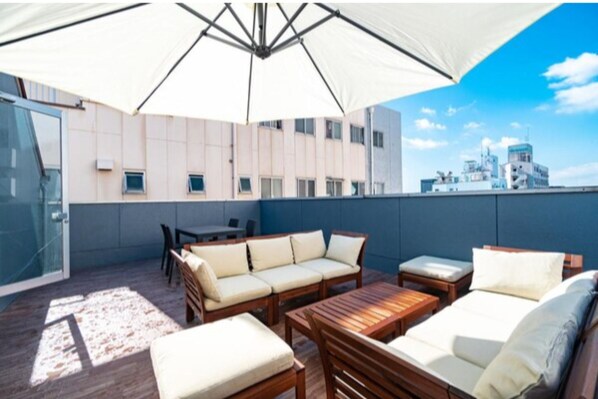 屋外ダイニングエリア