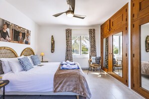 4 Schlafzimmer, Bügeleisen/Bügelbrett, kostenloses WLAN, Bettwäsche