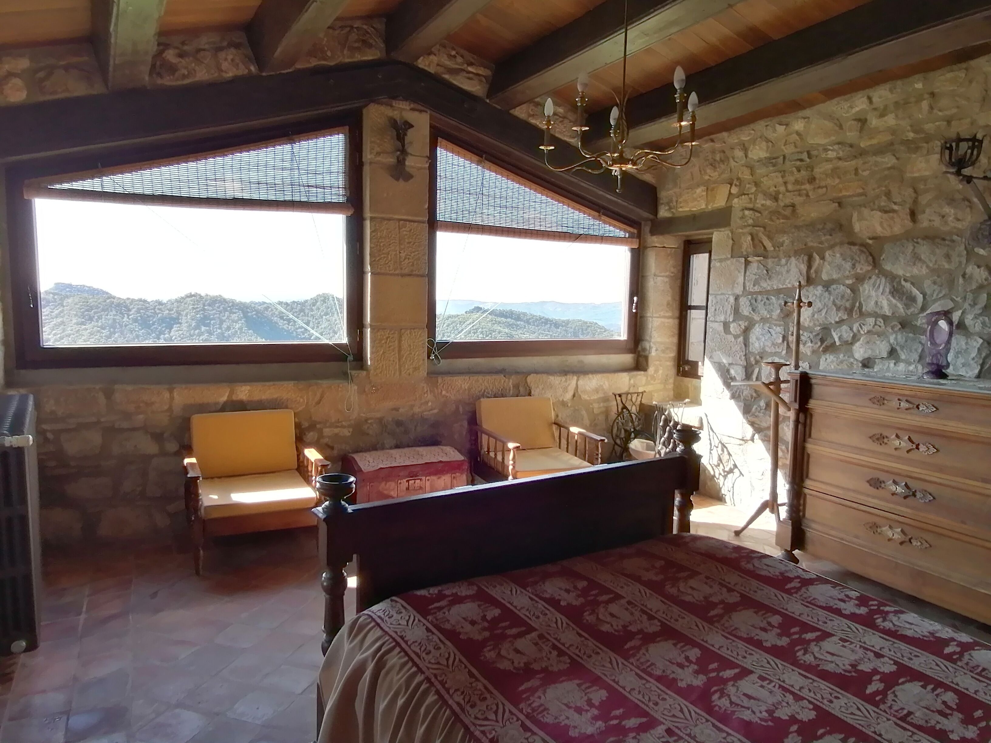 8 室のベッドルーム、アイロン / アイロン台、WiFi、ベッドシーツ