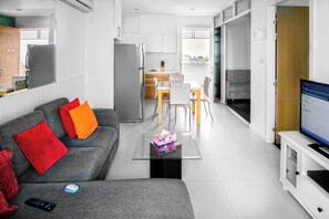 Smart TV, biblioteca musical y videoteca 