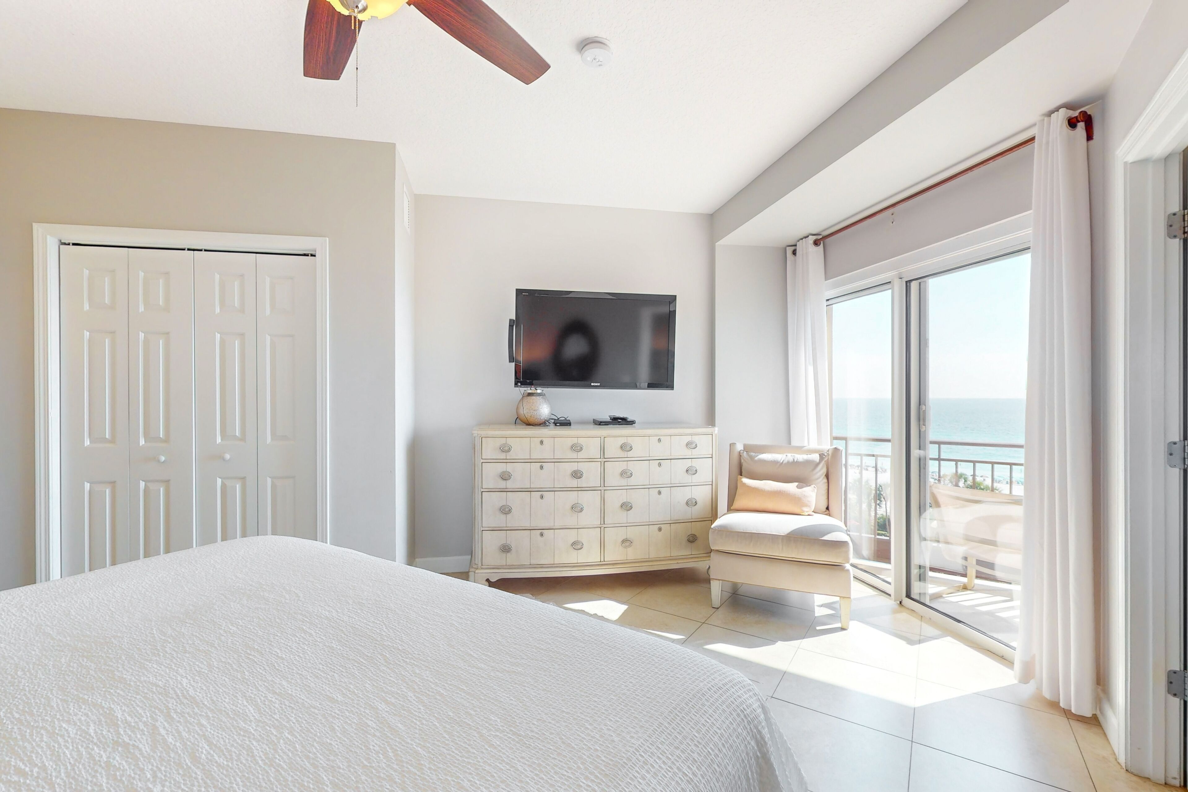 2 makuuhuonetta, silitysrauta/-lauta, internet, vuodevaatteet