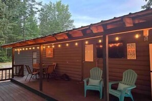 Terrace/patio - "Cottage @ JP Coleman"-perfect getaway at Pickwick (Iuka)
