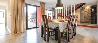 Villa 278 Tasteful Villa w/Pool Ideal for Families