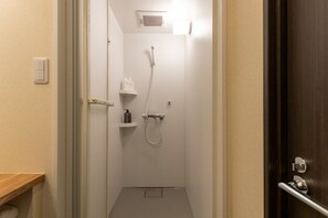 Hair dryer, towels - Newly built VACATION INN KAMATA  studio A - 401 / Ota-ku Tokyo (Ota-ku)