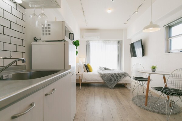 1 多间卧室、办公桌、熨斗/熨衣板、免费 WiFi