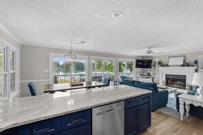 Interior - Blue Pointe | Amazing sunset views| Fabulous flat lot| Pet Friendly (Fee) (Littleton)