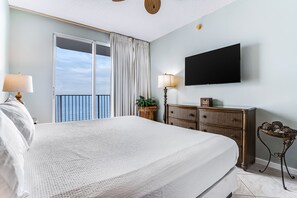 2 quartos, ferros/tábuas de passar roupa, acesso à internet