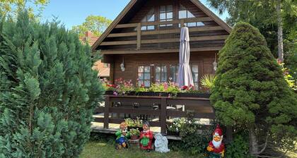 Wooden vacation home in Wiek on RĂŒgen with feel-good property