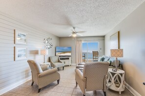 Flachbildfernseher, DVD-Player