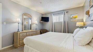 1 bedroom, iron/ironing board, internet, bed sheets