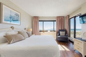 2 bedrooms, iron/ironing board, Internet, bed sheets