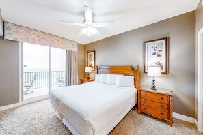 2 bedrooms, iron/ironing board, Internet, bed sheets