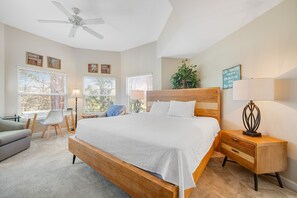 3 quartos, ferros/tábuas de passar roupa, acesso à internet