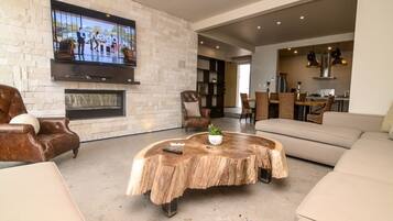 Flat-screen TV, fireplace