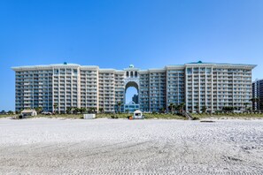 Exterior - 5th Floor Comfortable gulf view Condo, Steps to beach, Shopping & dining nearby (Miramar Beach)
