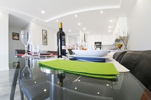 1 Schlafzimmer, Bügeleisen/Bügelbrett, WLAN, Bettwäsche