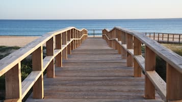 In Strandnähe, Liegestühle