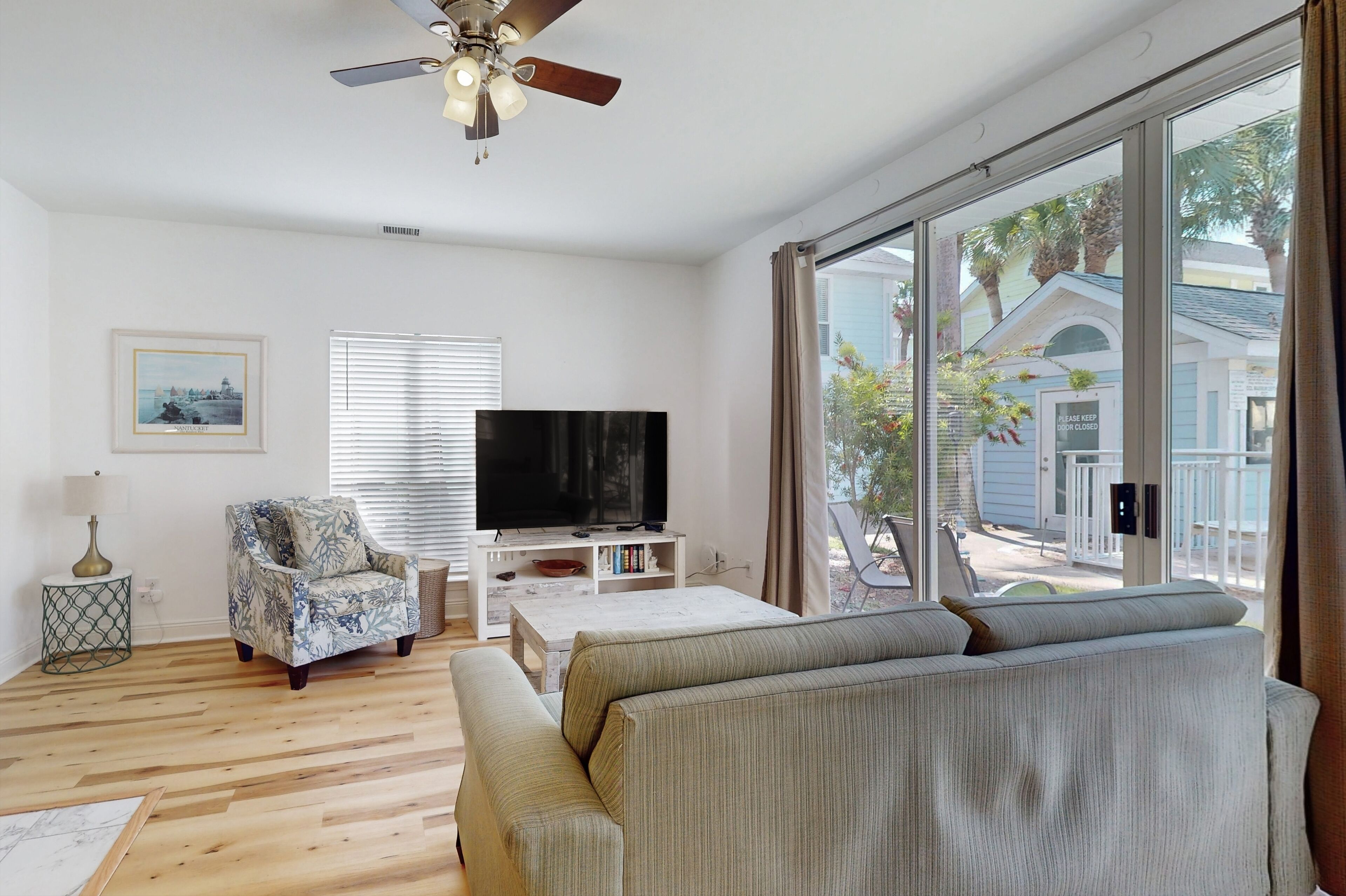 Updated, bright cottage, Steps to the beach, Close to entertainment