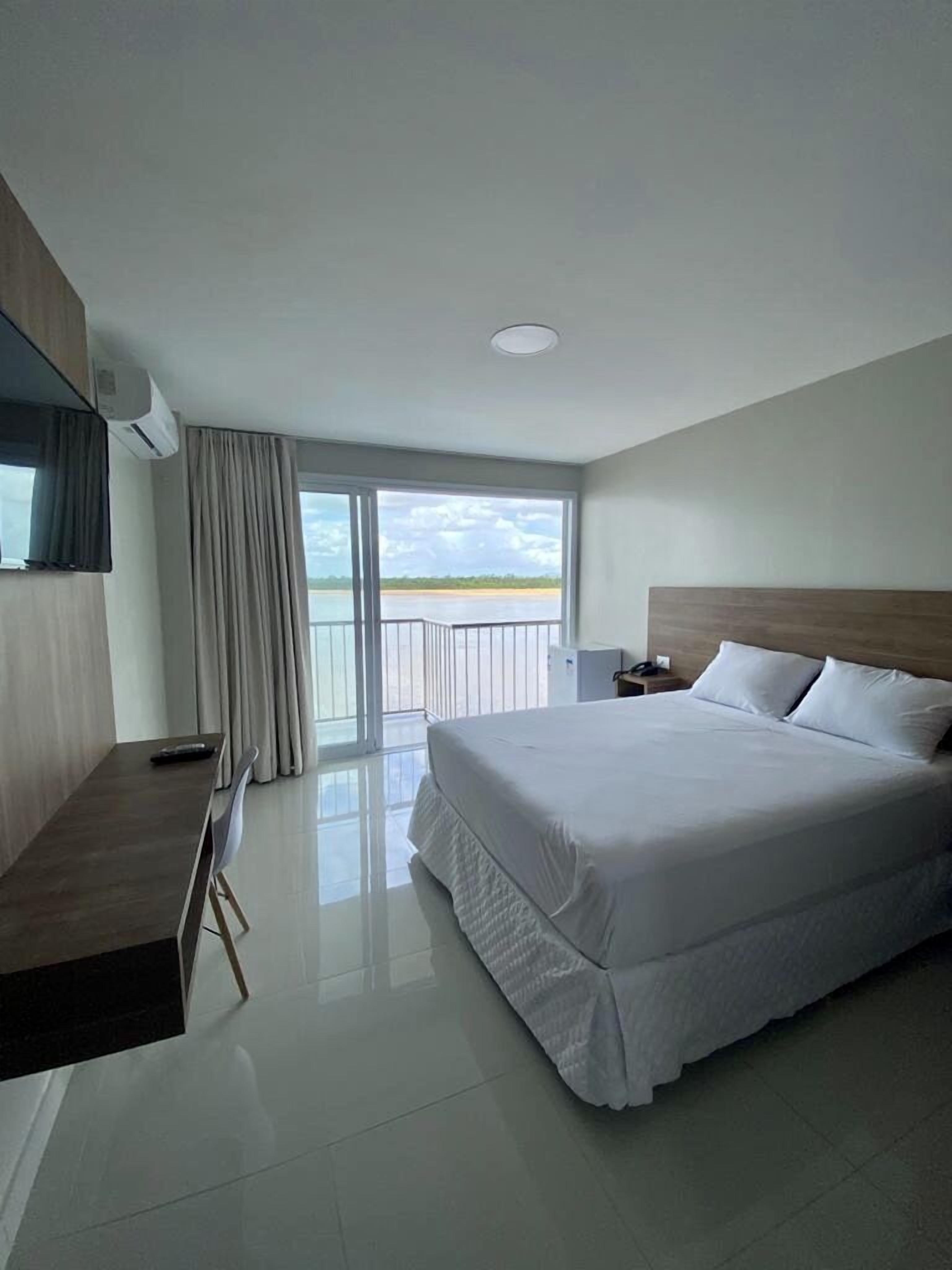 superior room, 1 queen bed, river view | 1 bedroom, pillow-top beds, minibar, free wifi