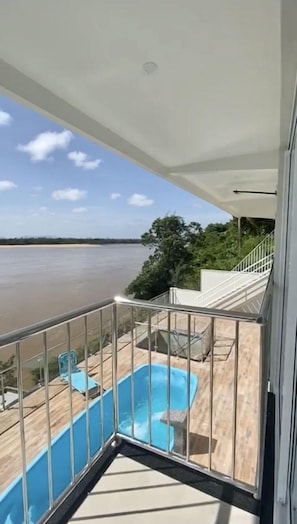 Superior Room, 1 Queen Bed, River View | Balcony
