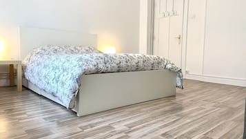2 Schlafzimmer, Bügeleisen/Bügelbrett, WLAN, Bettwäsche