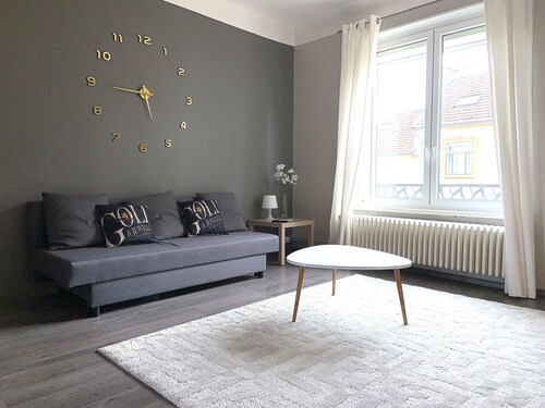 Heart of Metz, 2 rooms free parking wifi 75m² "Le Saint Bernard