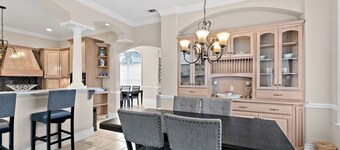 Spacious, Beachfront Home, Stunning Views, Private Pool