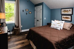 5 bedrooms, free WiFi, bed sheets - Beautiful Farmhouse On 180 Acre Farm on Caney Fork River ~ Natural Retreat! (Carthage)