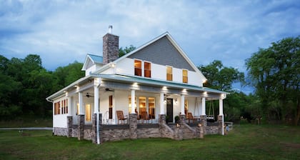 Beautiful Farmhouse On 180 Acre Farm on Caney Fork River ~ Natural Retreat!