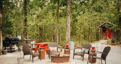 The Stone Cabin; Off-the-grid experience with outhouse