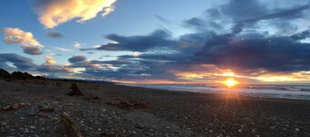 Cameron's Beach Front