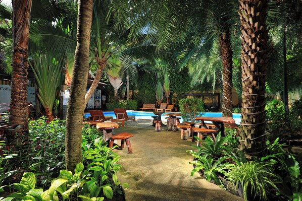 Restaurant - Nai Harn Condominium (Rawai)