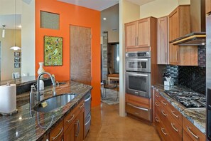 Fridge, microwave, oven, stovetop - Luxury Modern Home, Hot Tub! Saddlehorn - S119 (Sedona)