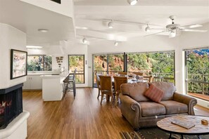 TV, fireplace, DVD player, offices