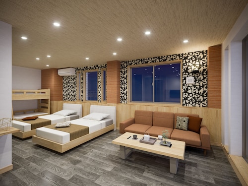 WIRES HOTEL James zaka