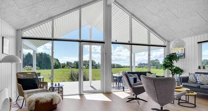 Stunning home in Stege with sauna