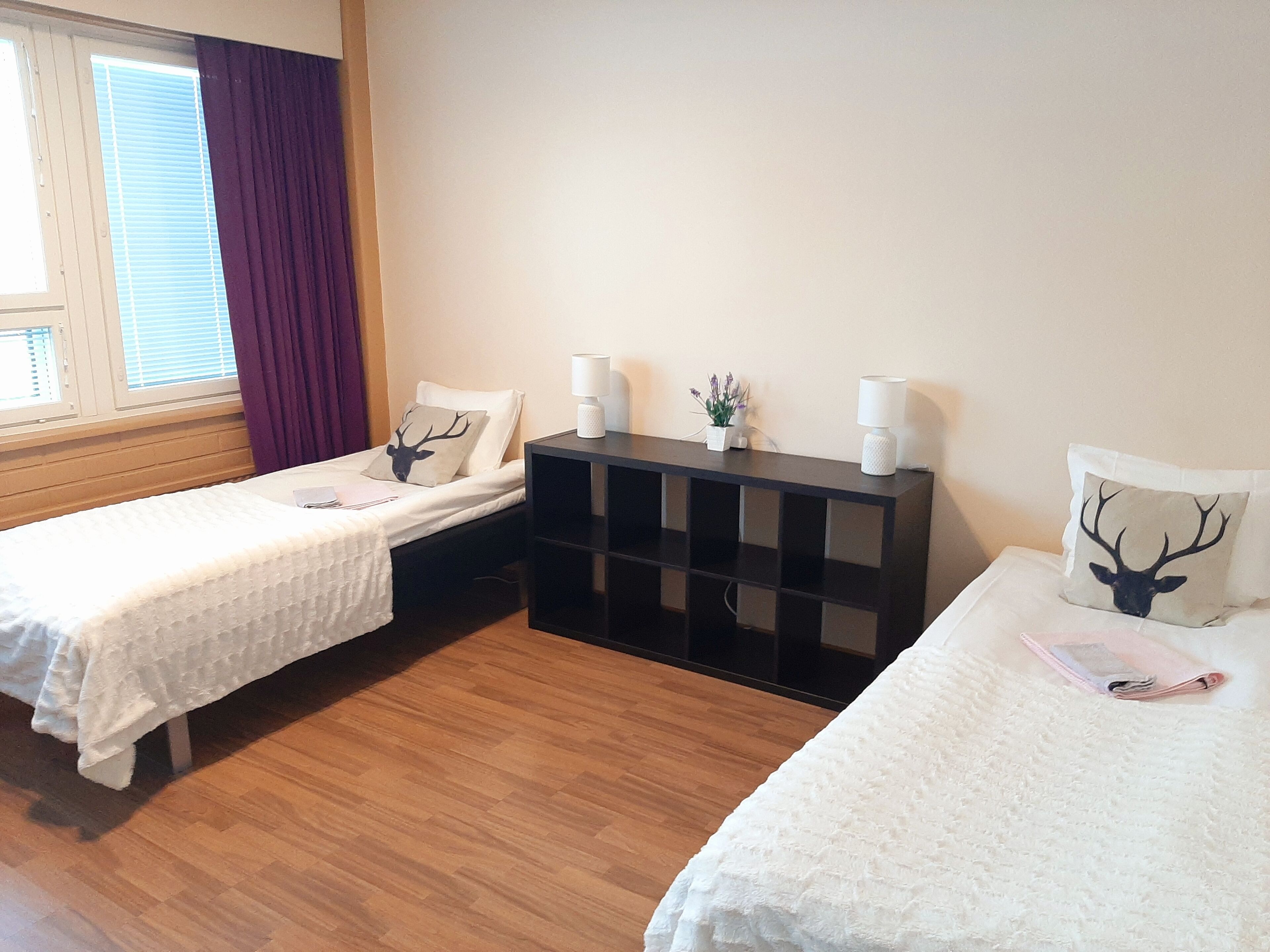 twin room, private bathroom | 1 bedroom, hypo-allergenic bedding, desk, soundproofing