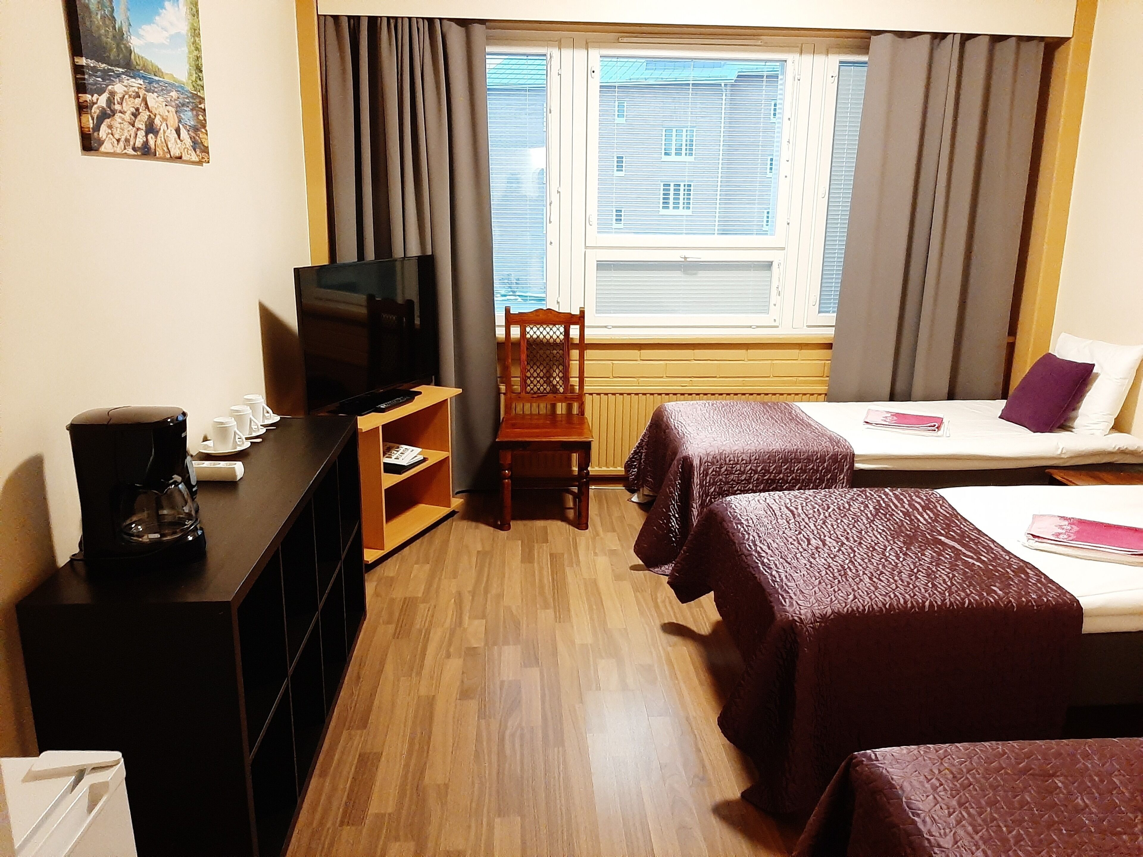 triple room, private bathroom | 1 bedroom, hypo-allergenic bedding, desk, soundproofing