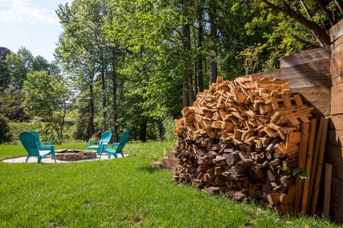 Spacious Renovated Studio W/Private Self Check in!