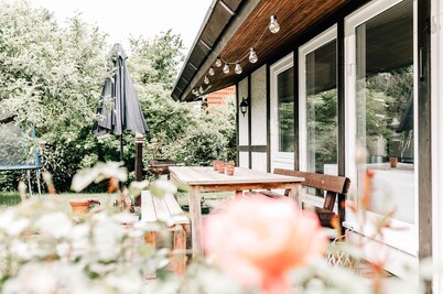 Blomsterhus, a pearl in the middle of the Altes Land on the Elbe