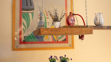 Réfrigérateur, four, plaque de cuisson, cafetiÚre/bouilloire