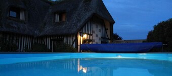 Cottage for 5 people with swimming pool near Honfleur / sauna