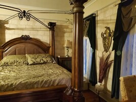 Quarto | Cortinas blackout, ferros/tábuas de passar roupa, Wi-Fi de cortesia