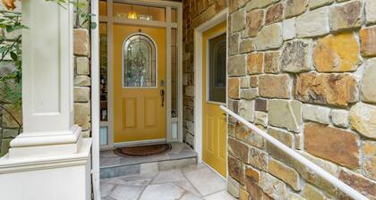 Five Point Cottage, Now Dog Friendly!