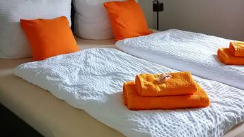 2 slaapkamers, een strijkplank/strijkijzer, wifi, beddengoed