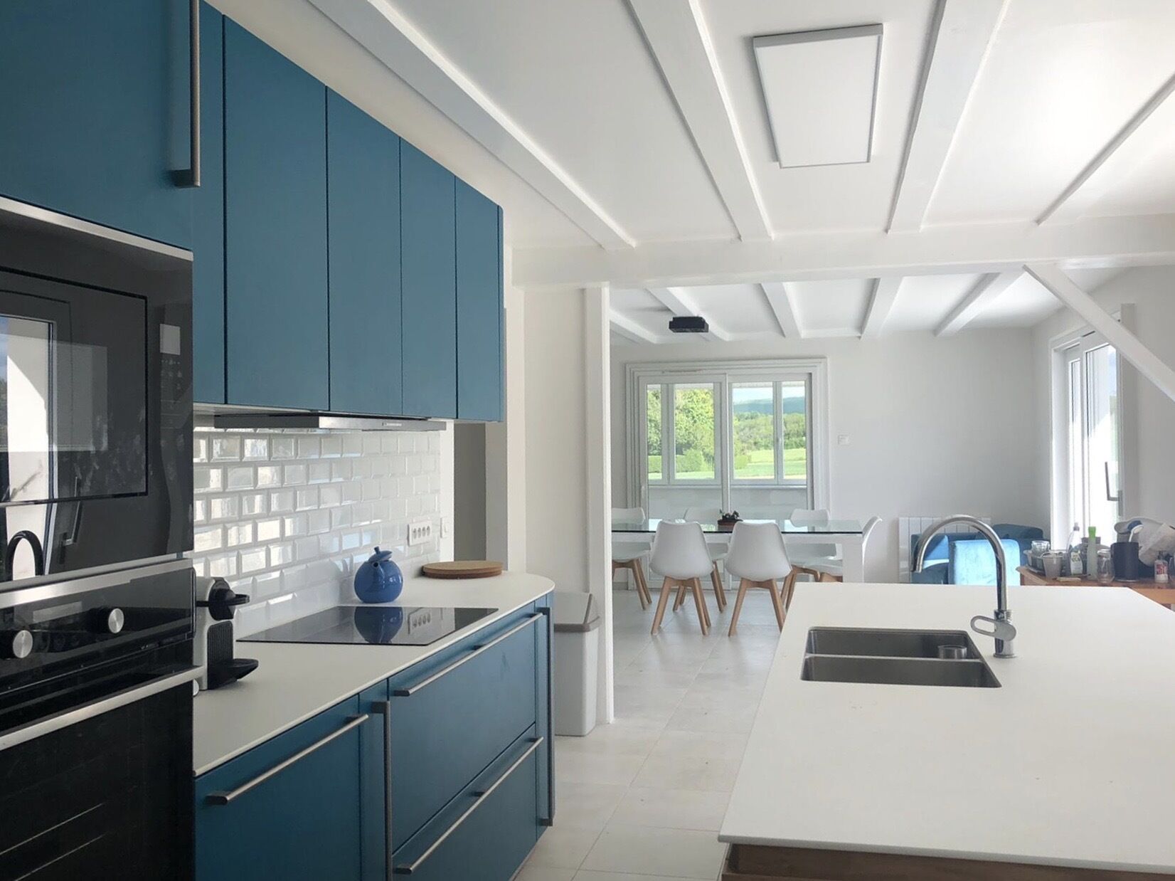 雪櫃、微波爐、焗爐、爐具