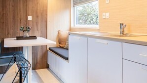 Luokittelematon kuva, 2 kautta 15, painike
